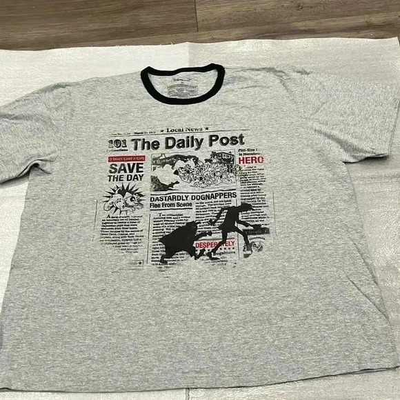 HALF OFF [2XL] Disney Store Authentic 101  Dalmatians Mens T Shirt - Picture 1 of 2